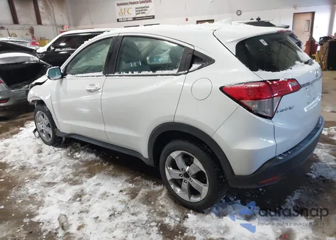 2021 Honda Hr-V Awd Lx z USA, uszkodzony, nr VIN 3CZRU6H32MM713847
